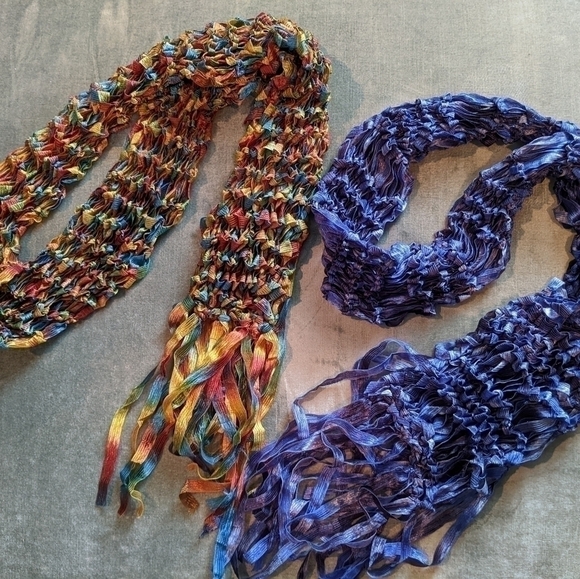 𝅺a Pair of Handmade Fringed Scarves - Picture 1 of 3